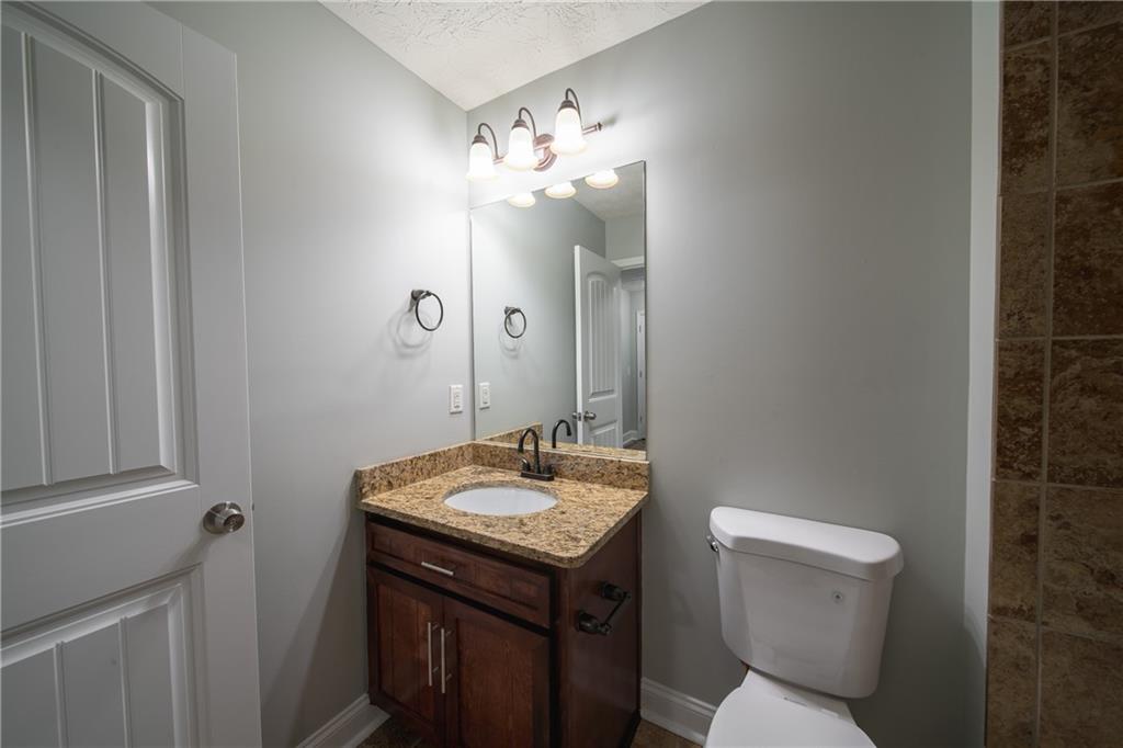 538 Lee Road 450