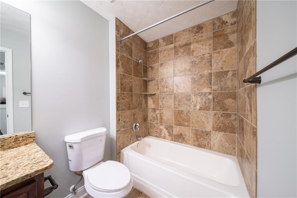 538 Lee Road 450