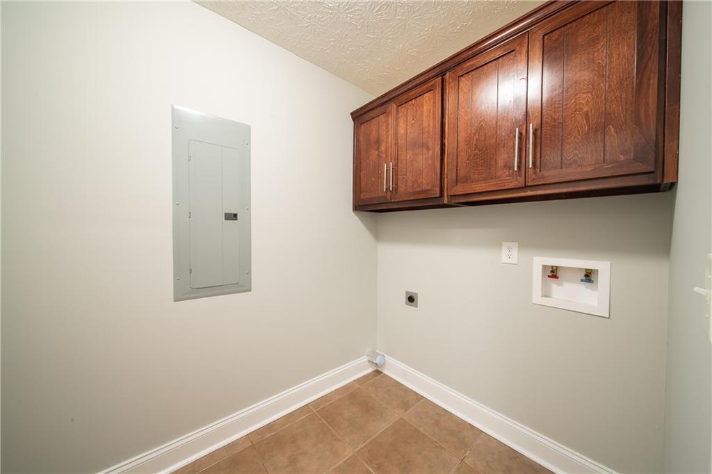 538 Lee Road 450