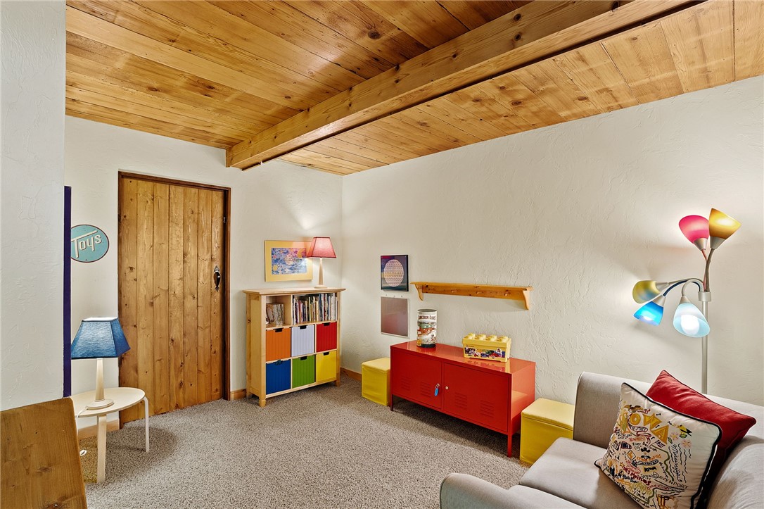 6738 Panorama Drive