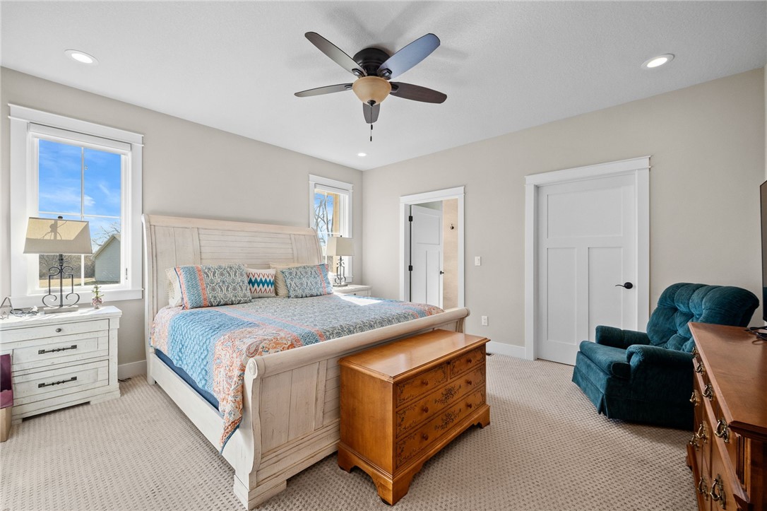 6211 Deer Lane