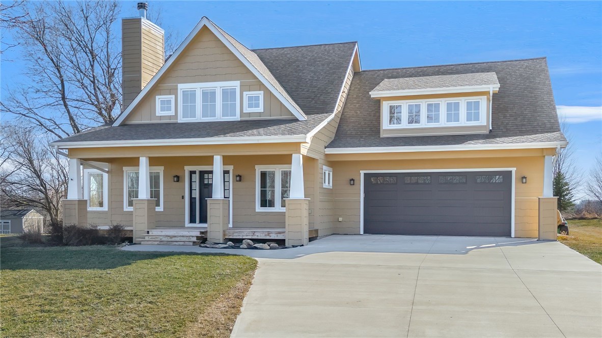 6211 Deer Lane