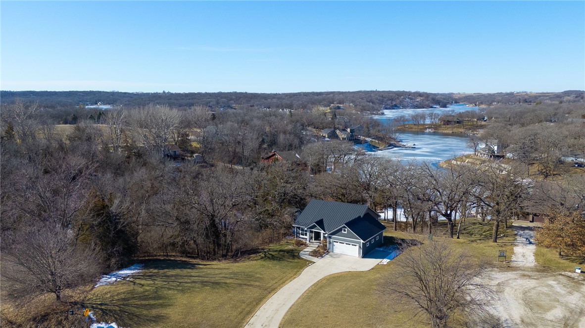 4887 Panorama Drive