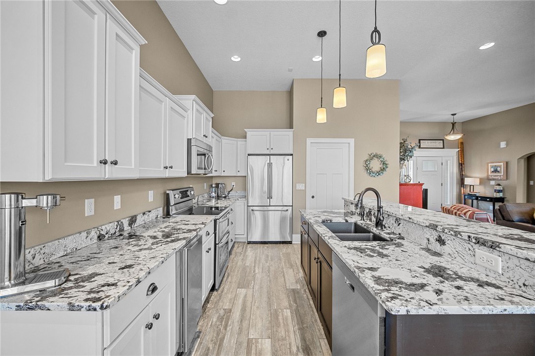 4887 Panorama Drive
