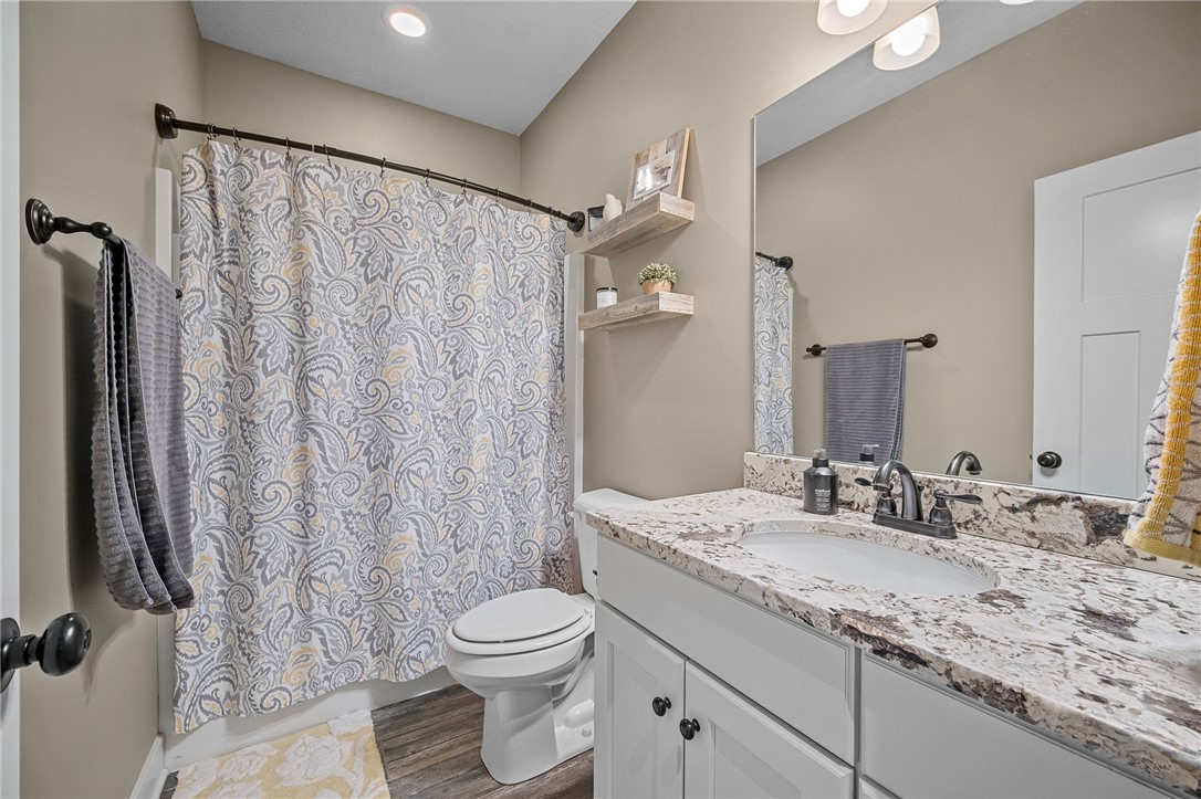 4887 Panorama Drive