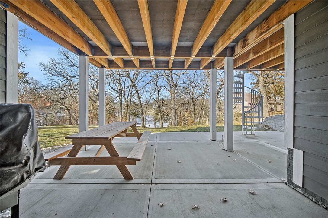 4887 Panorama Drive