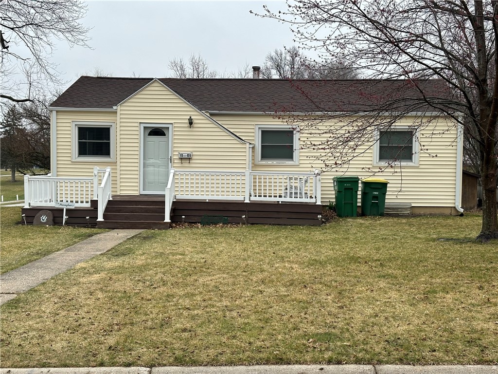 1505 Lake Avenue
