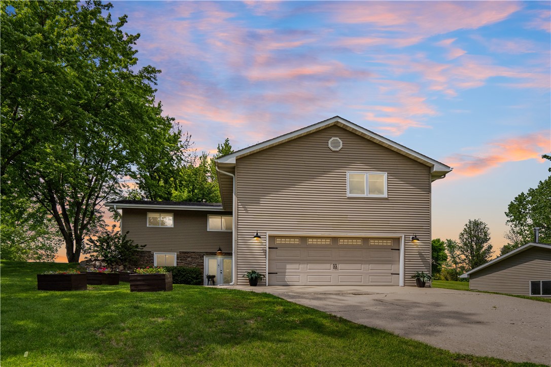 5102 Panorama Drive