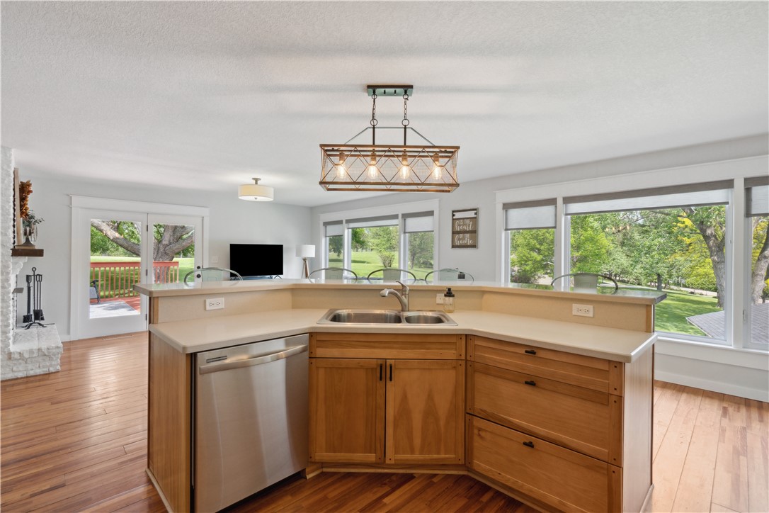 5102 Panorama Drive