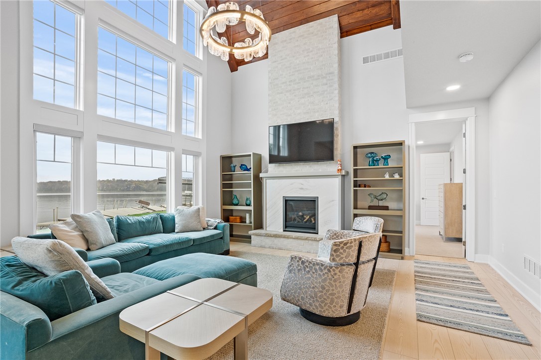 5243 Tie Road