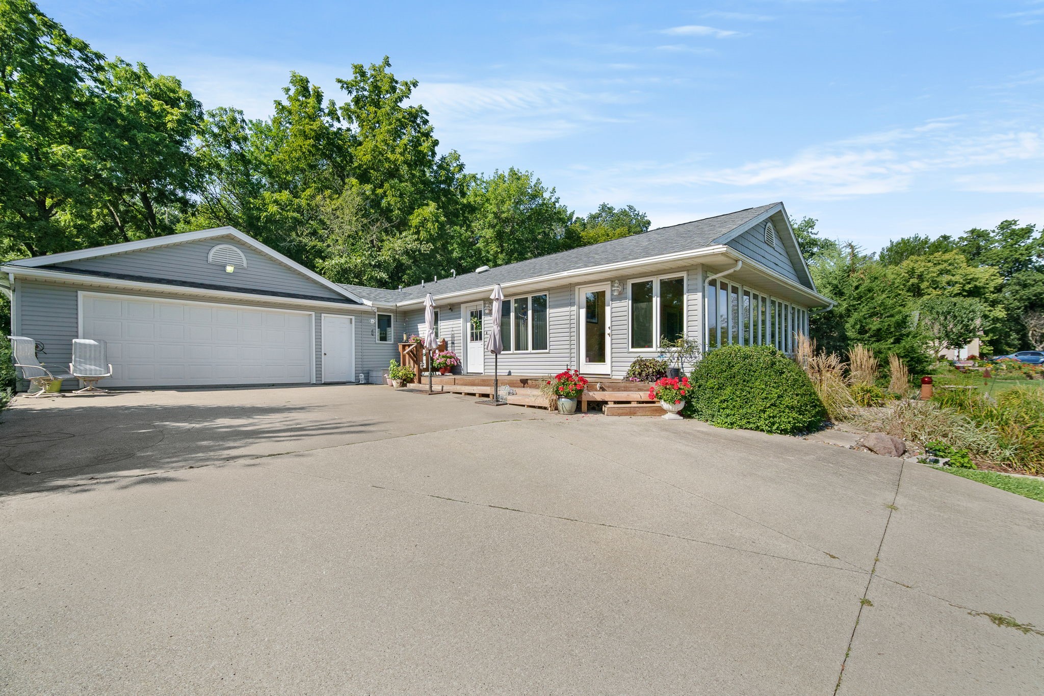 6279 Panorama Drive