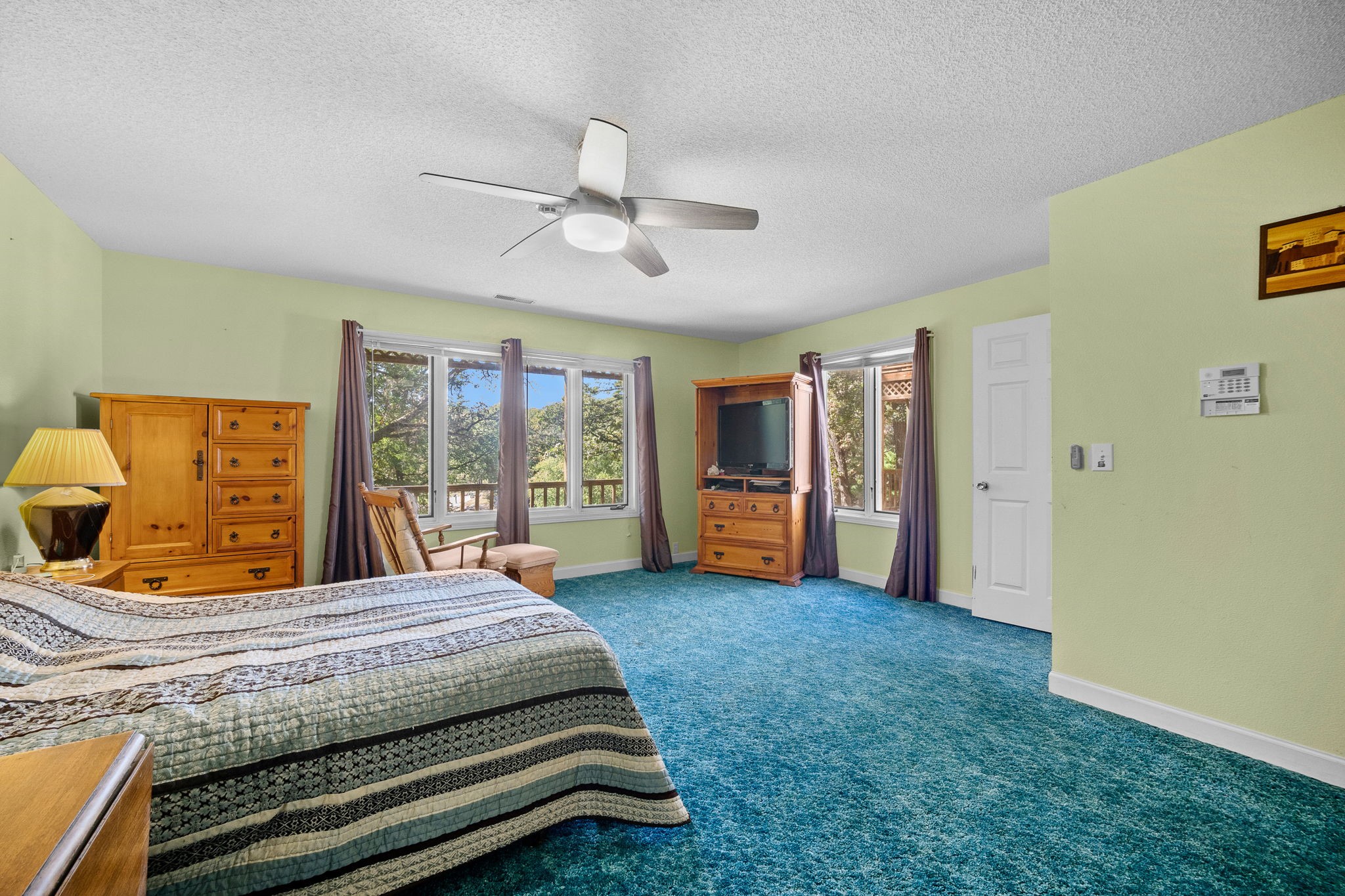 5243 Panorama Drive