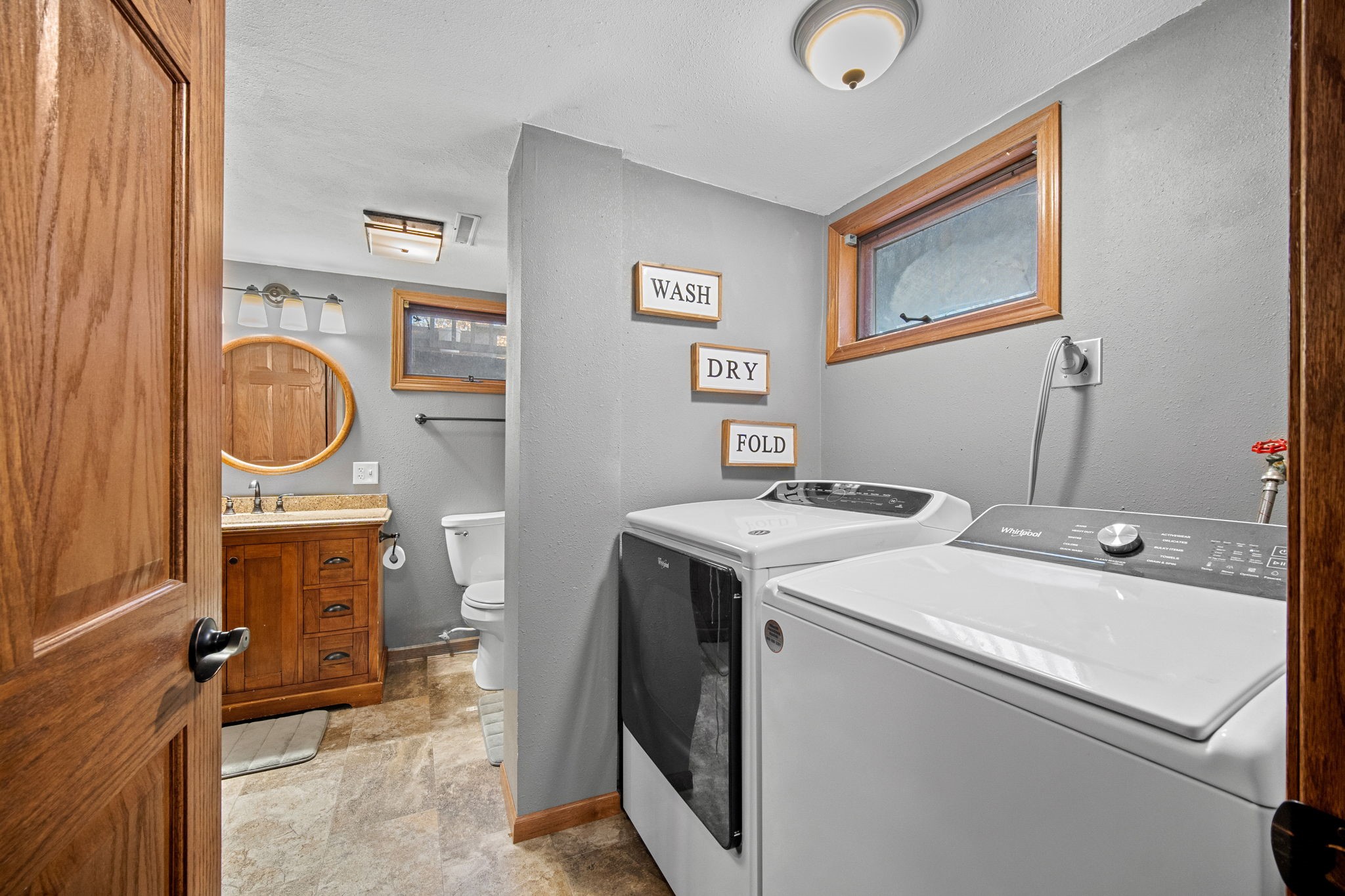 6513 Oak Tree Cove