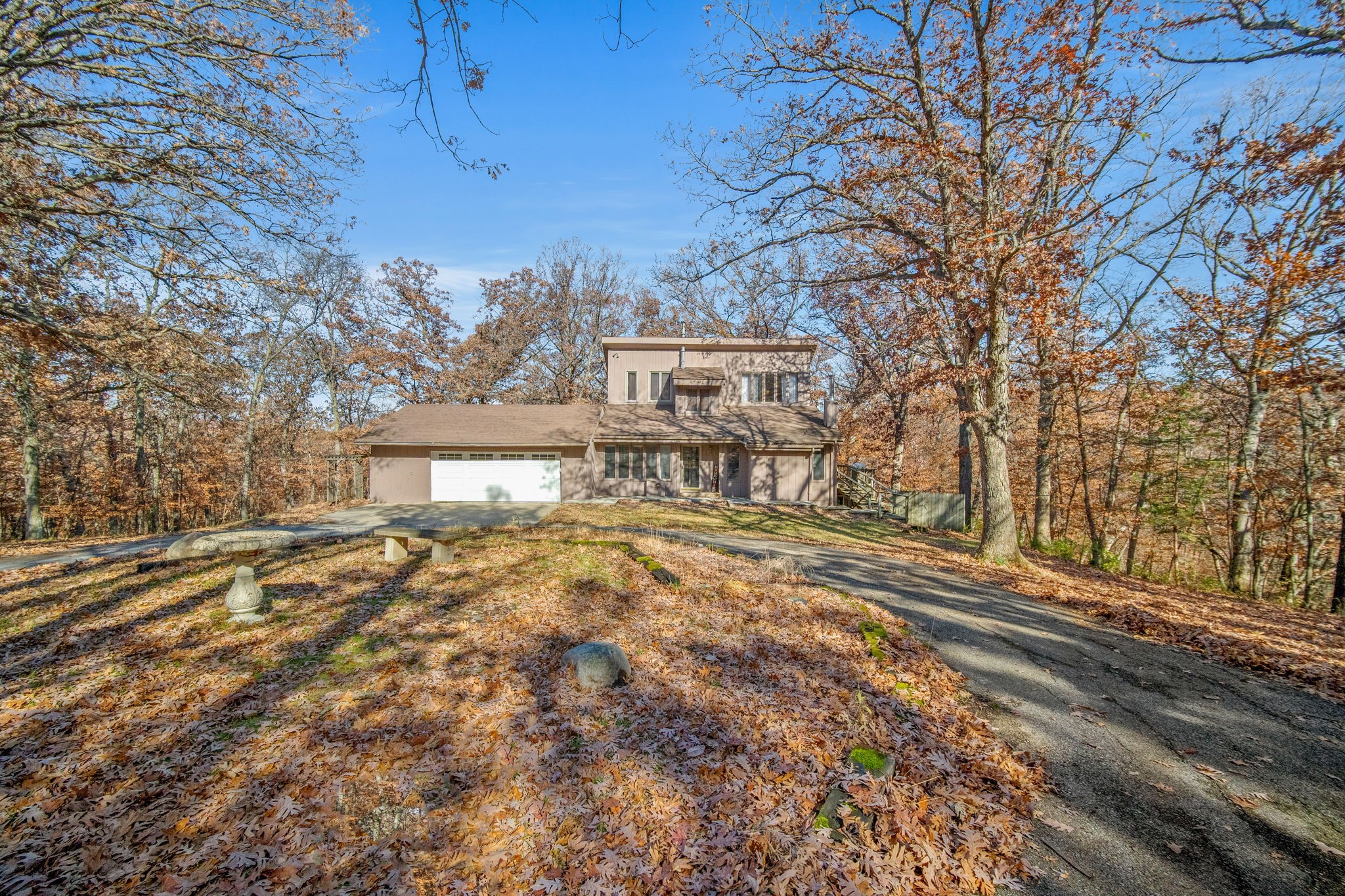 6513 Oak Tree Cove