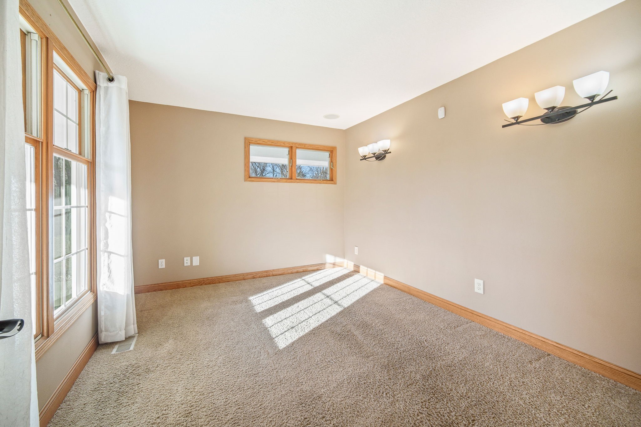 6343 WILSON Drive