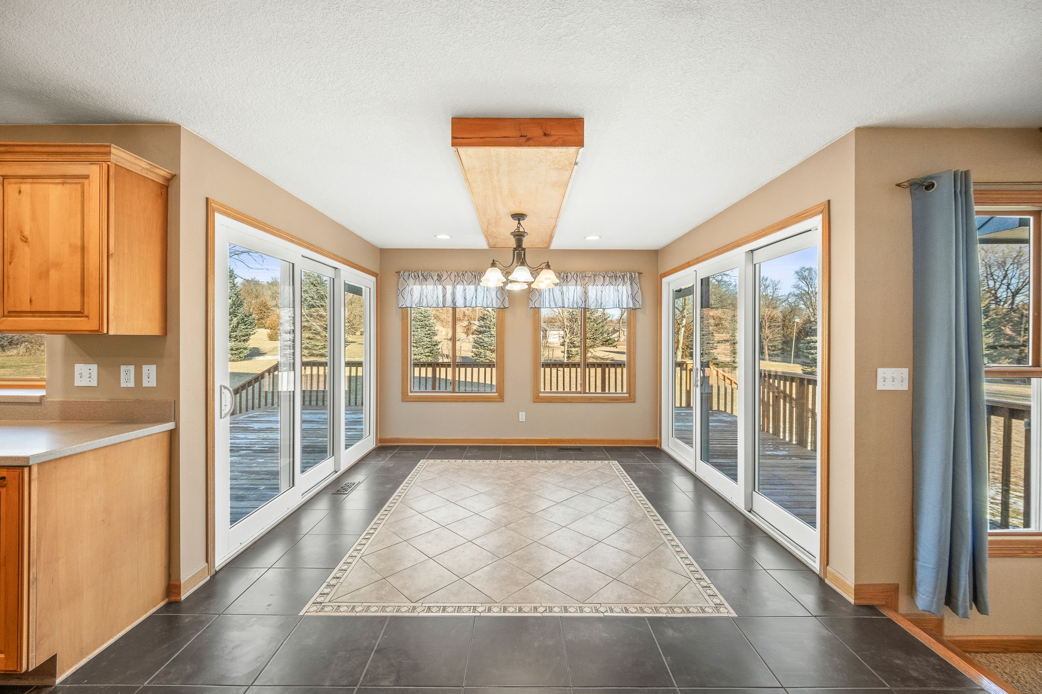 6343 WILSON Drive