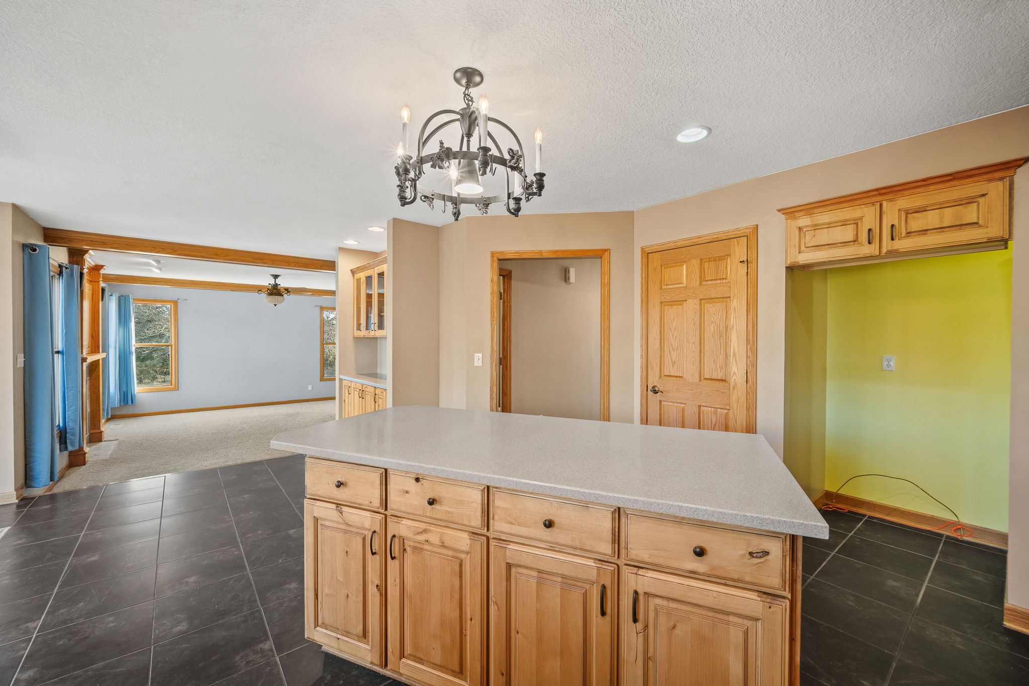 6343 WILSON Drive
