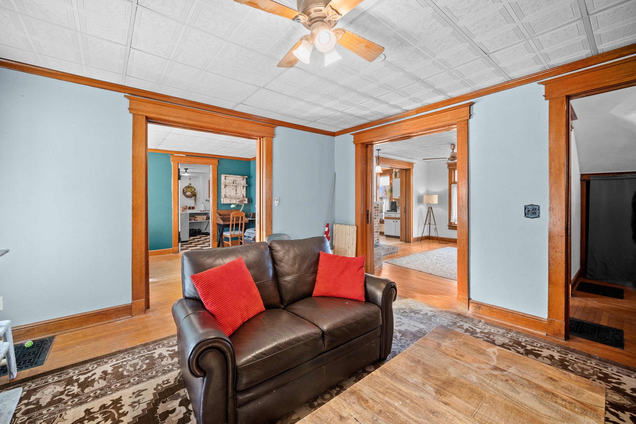 218 NE 3rd Street