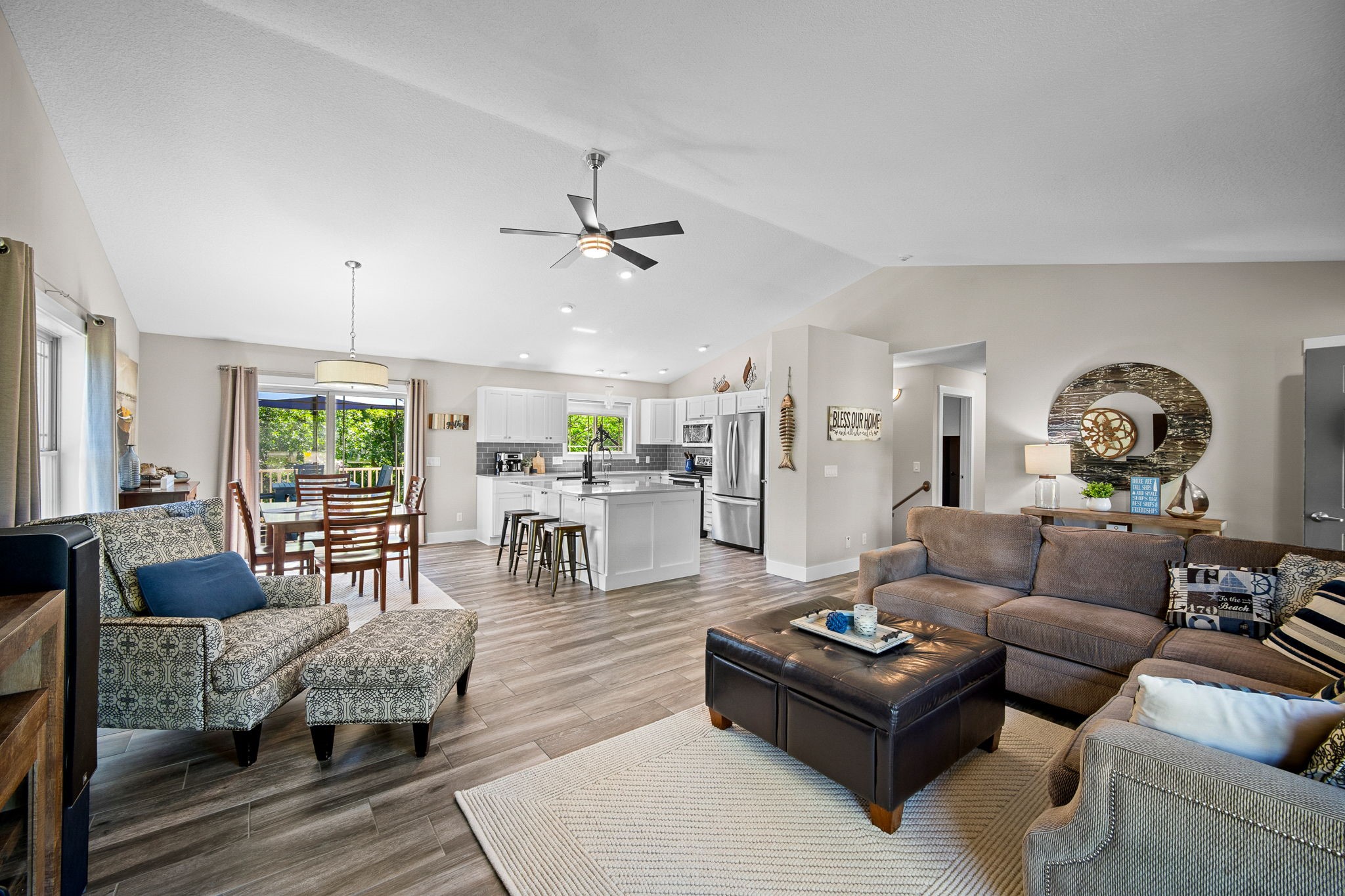 5200 Perry Point