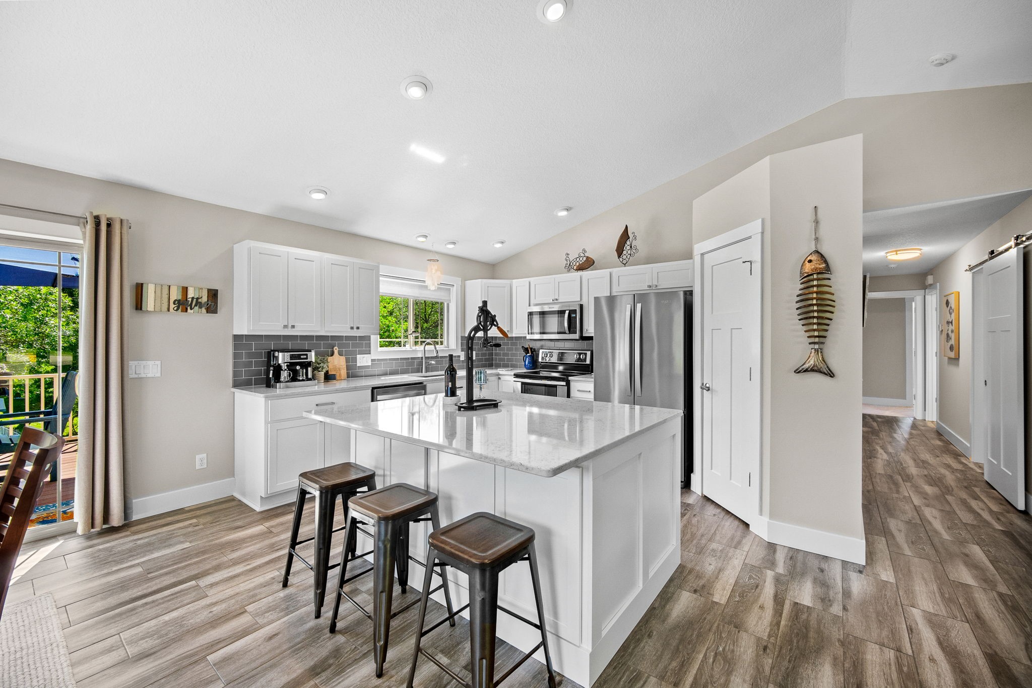 5200 Perry Point