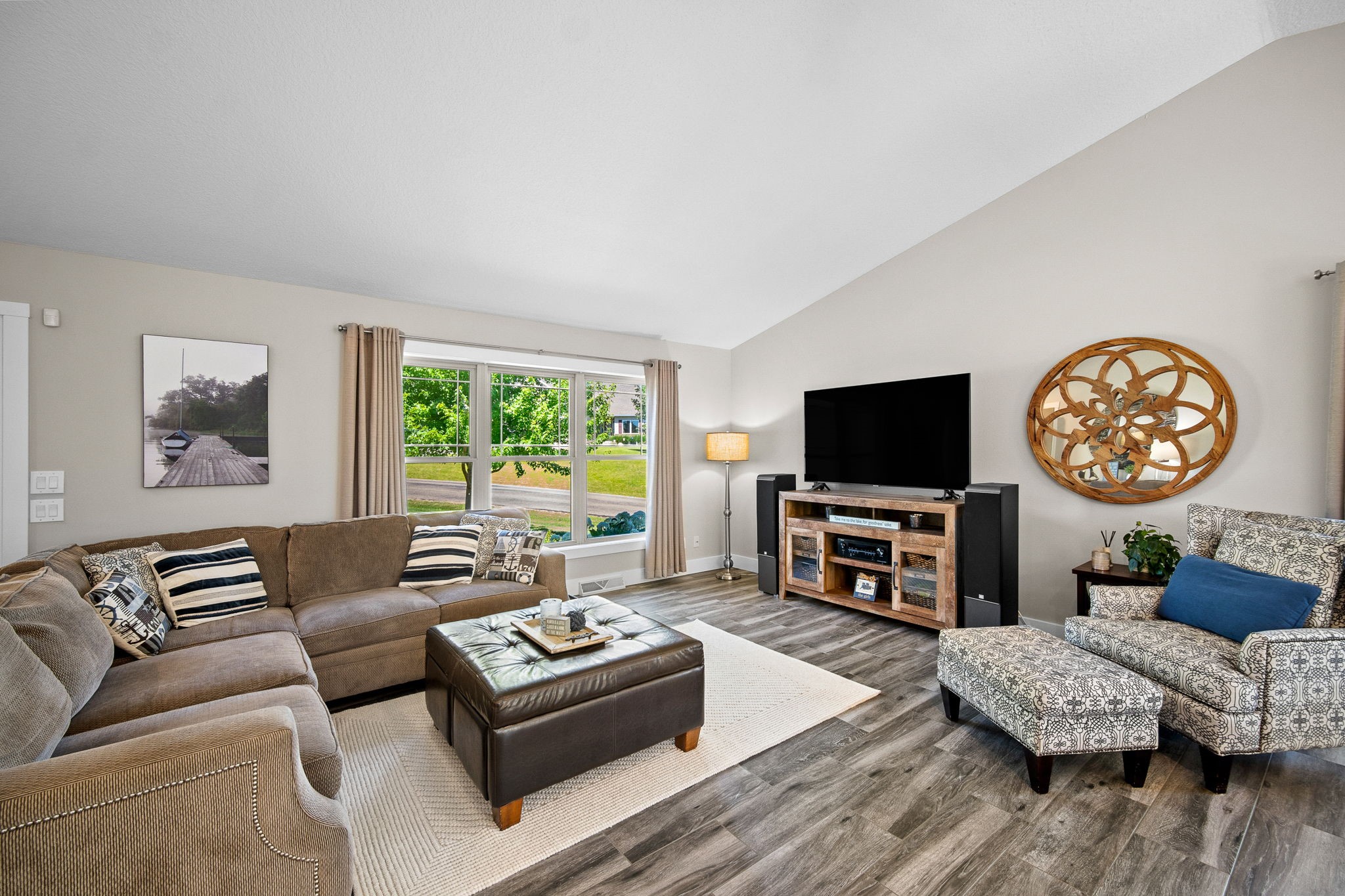 5200 Perry Point