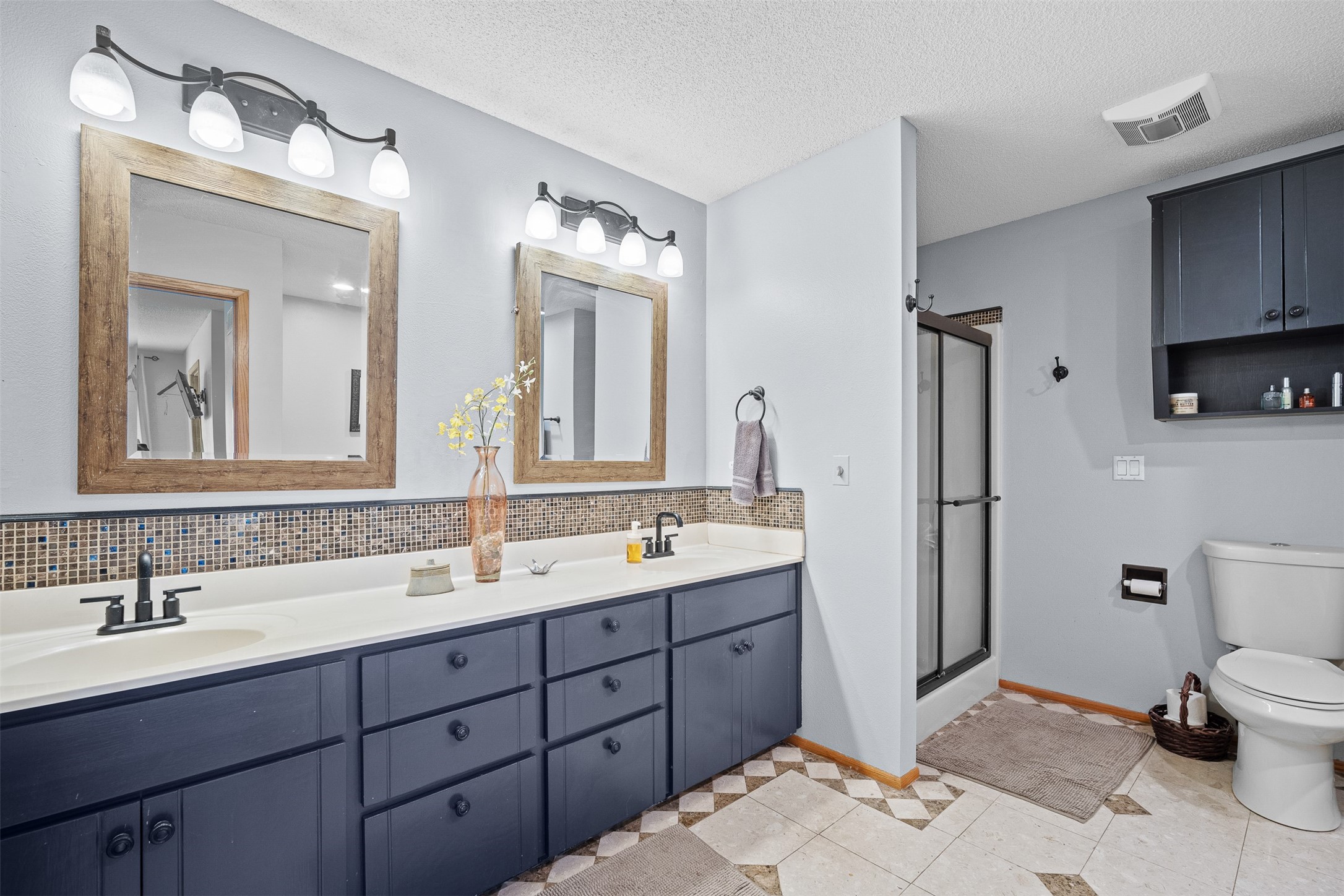 220 S 28TH Street