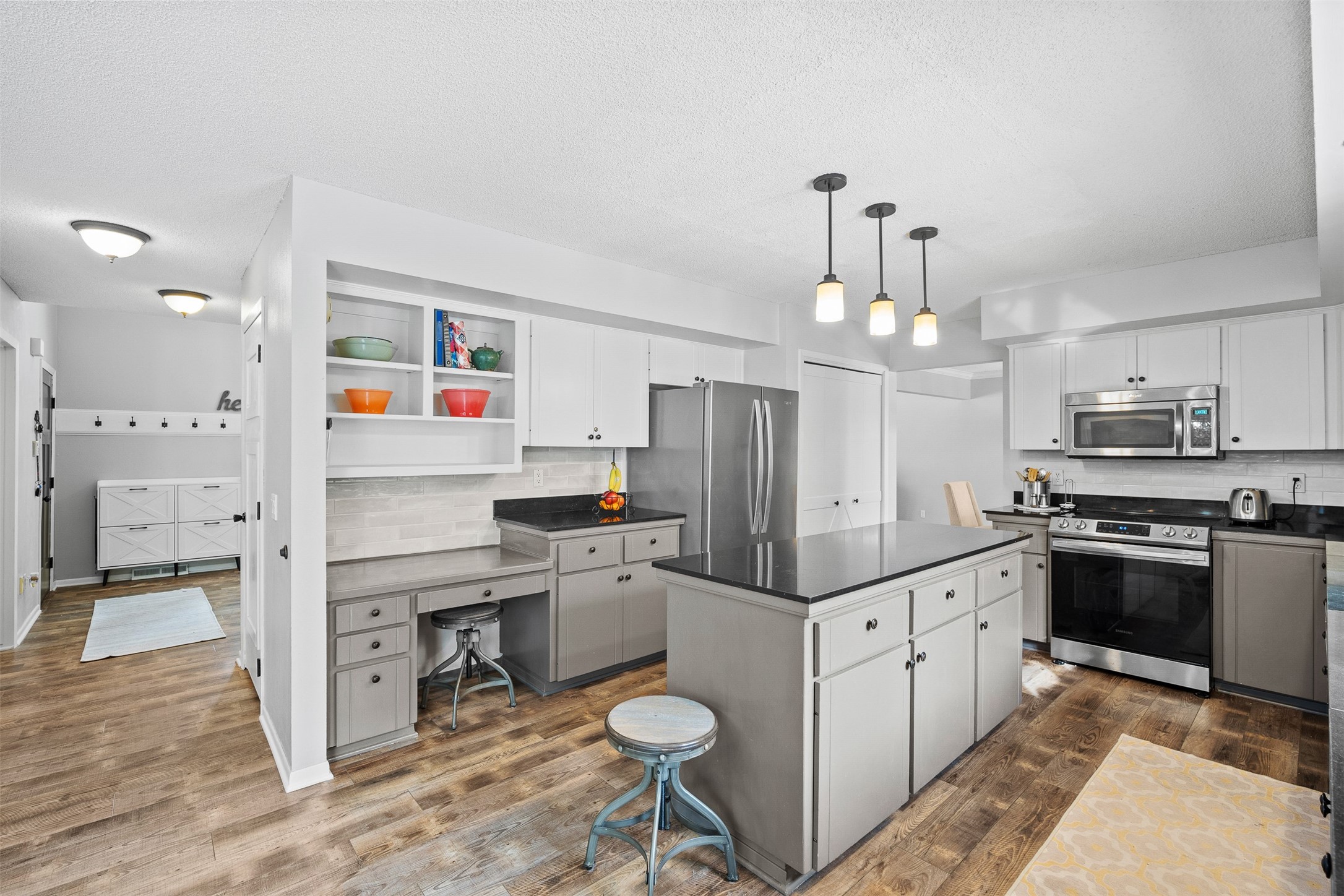 220 S 28TH Street