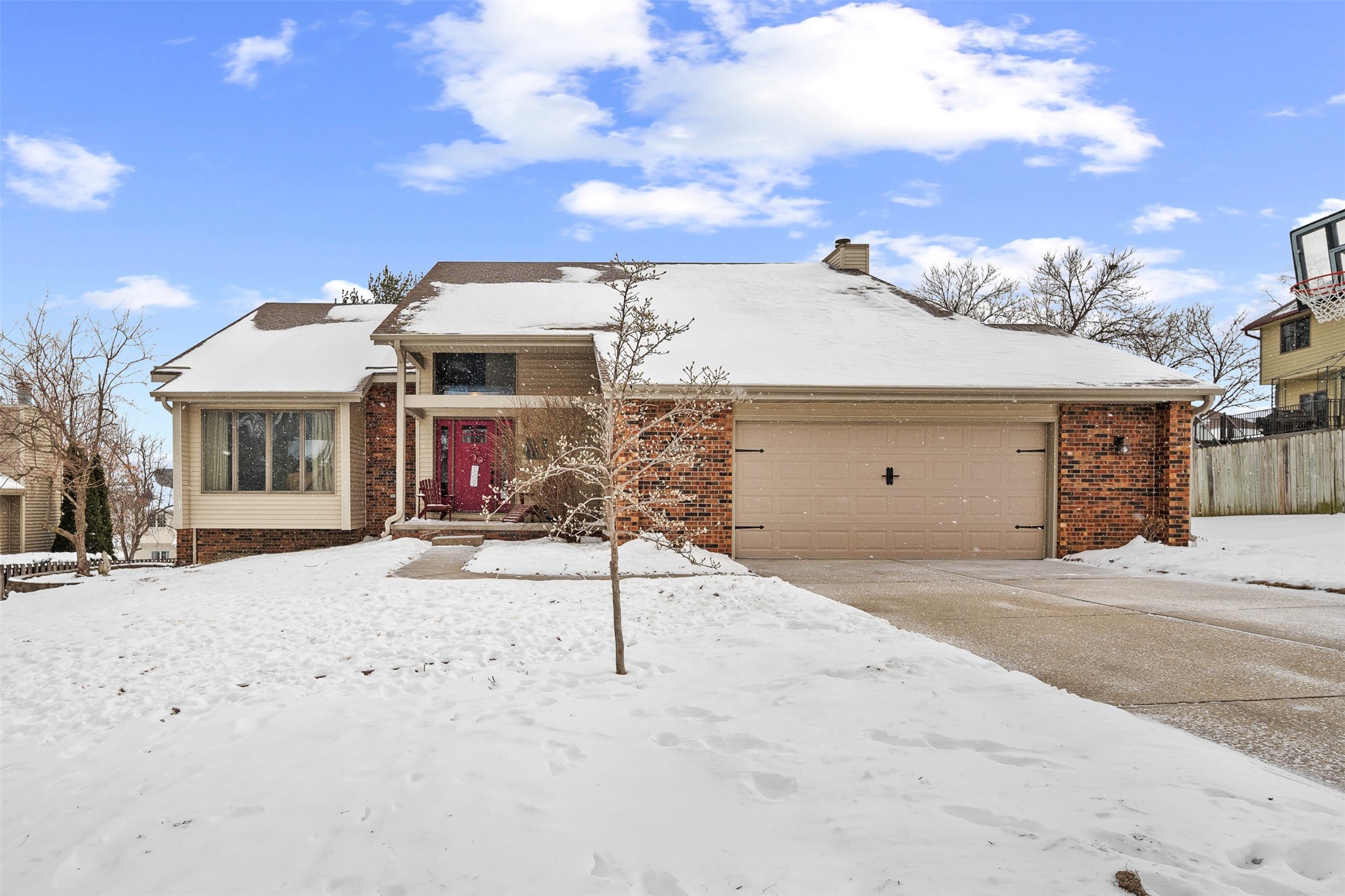 220 S 28TH Street