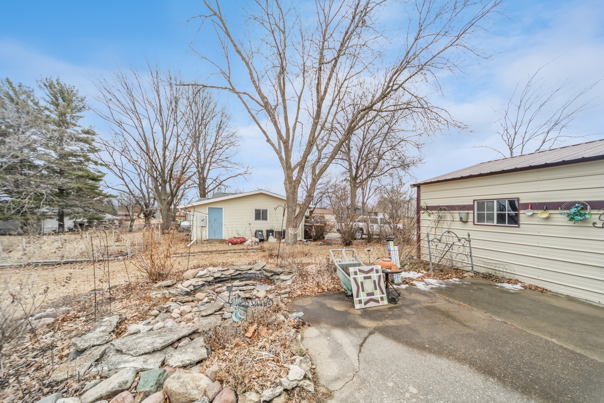 1612 Pleasant Street