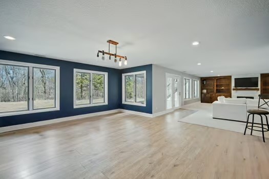 6910 Panorama Drive