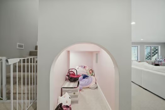6910 Panorama Drive