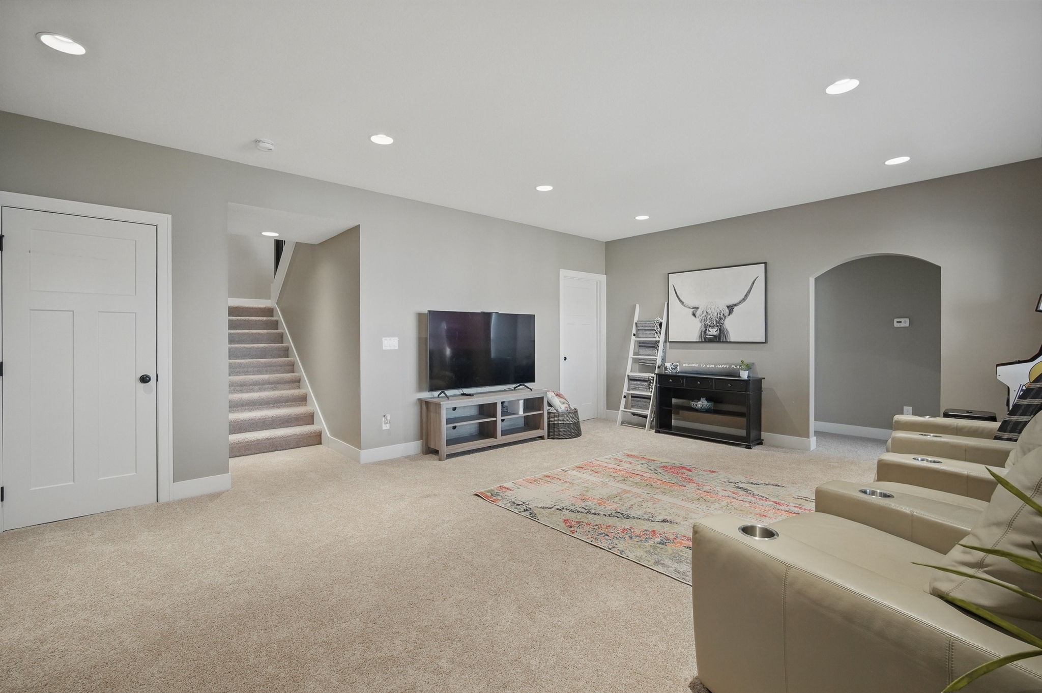 4887 Panorama Drive