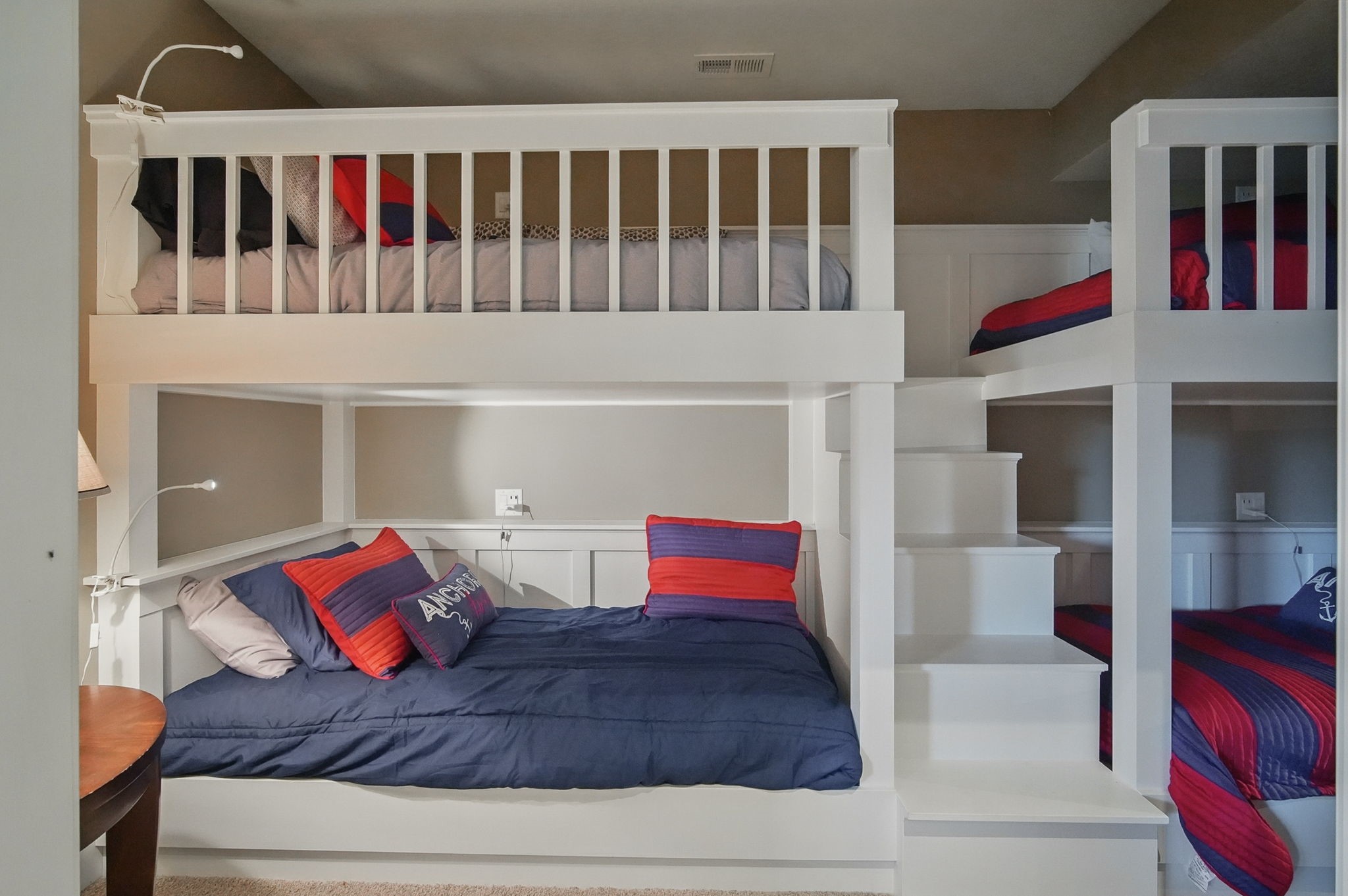 4887 Panorama Drive