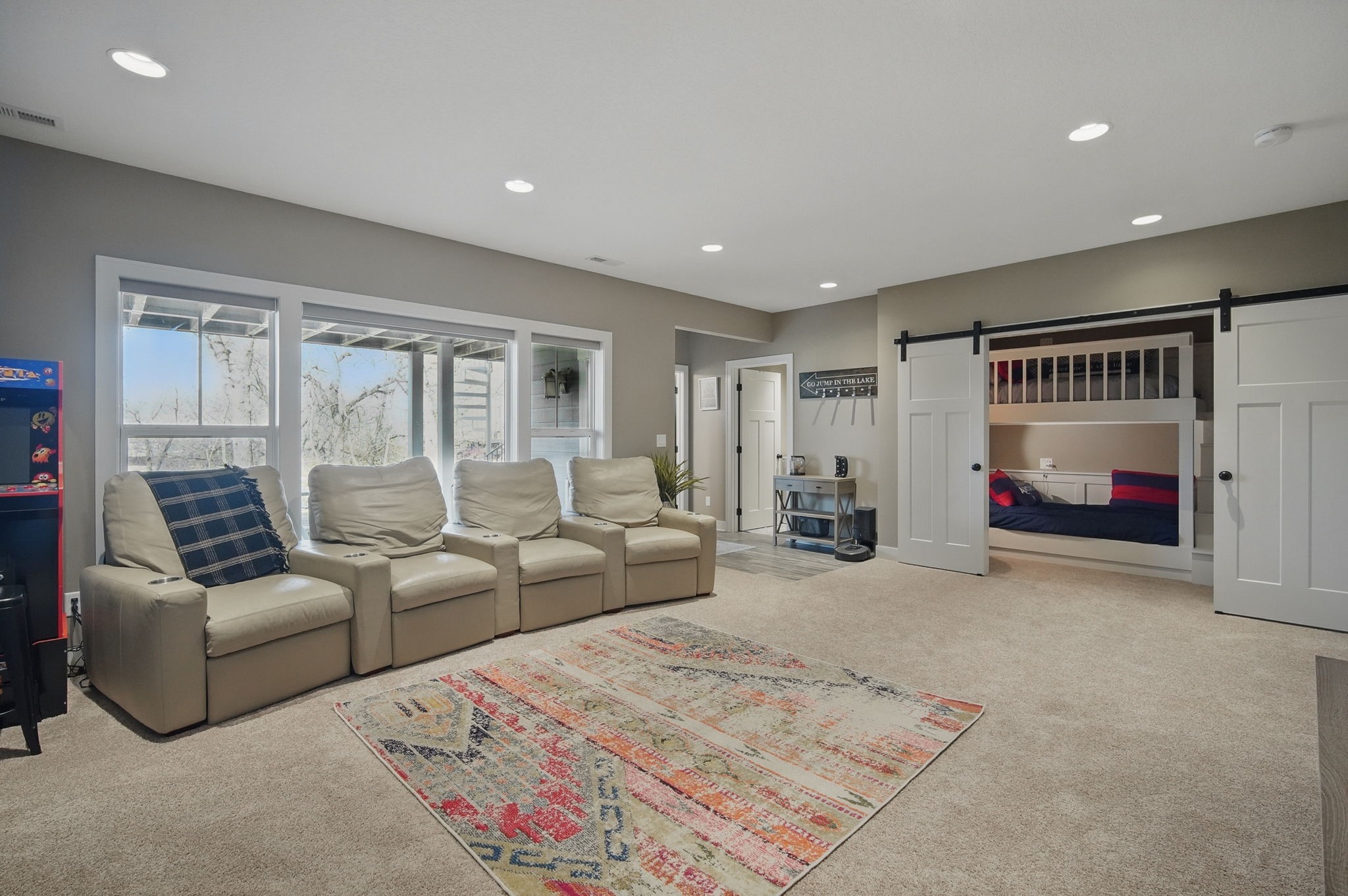 4887 Panorama Drive