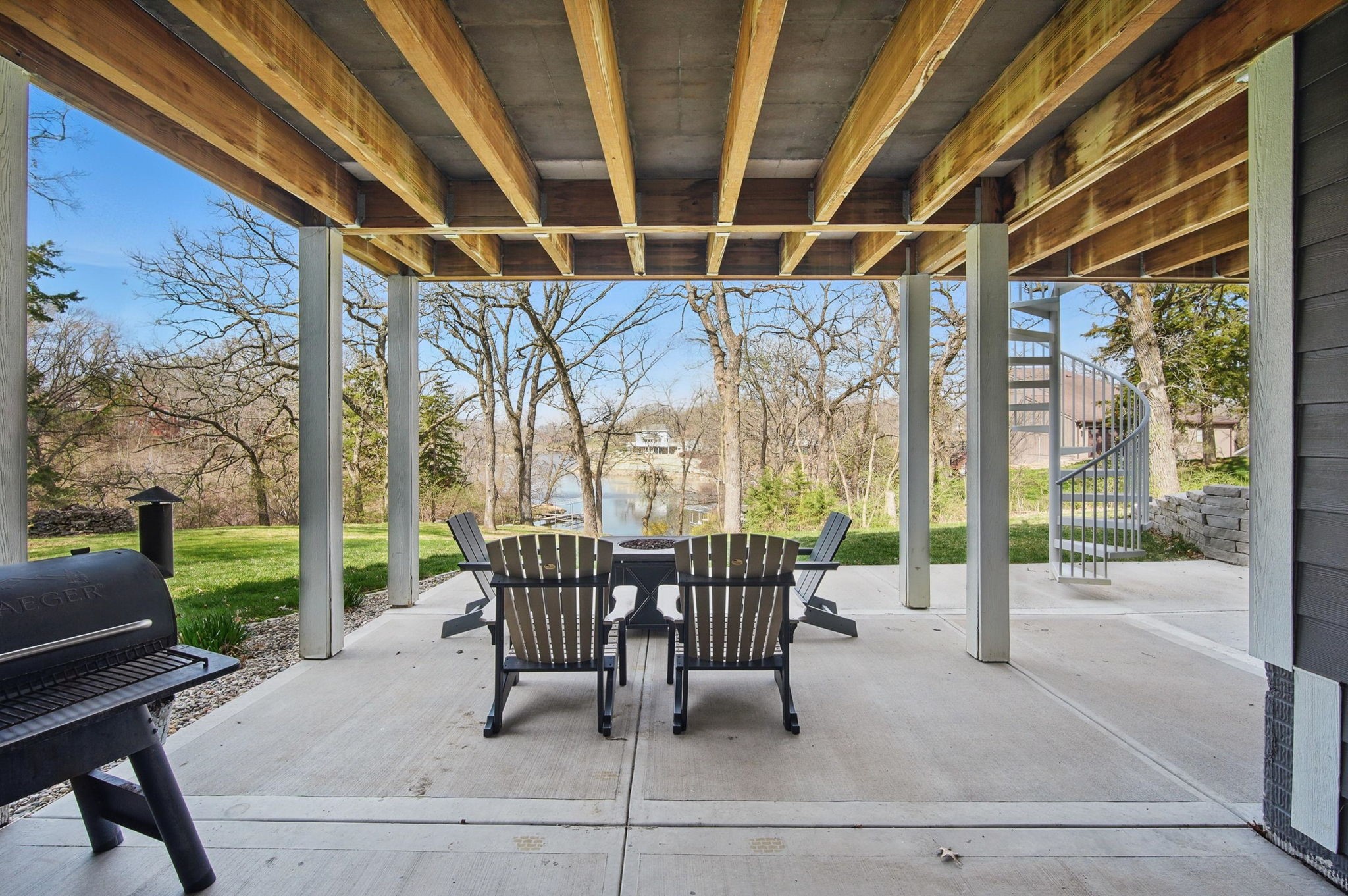 4887 Panorama Drive
