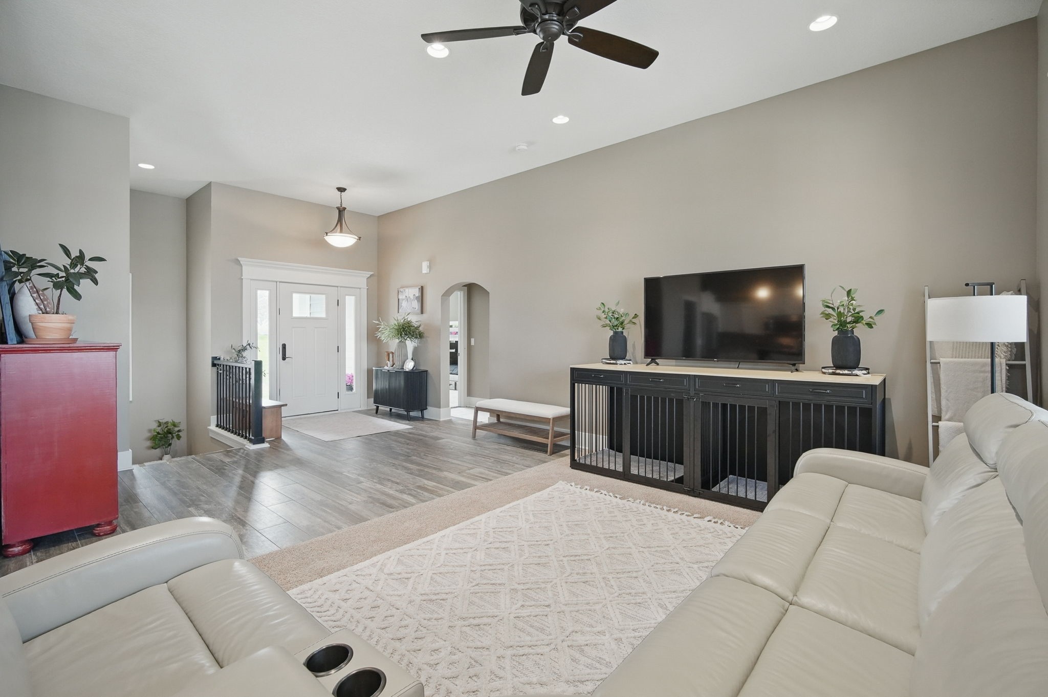 4887 Panorama Drive