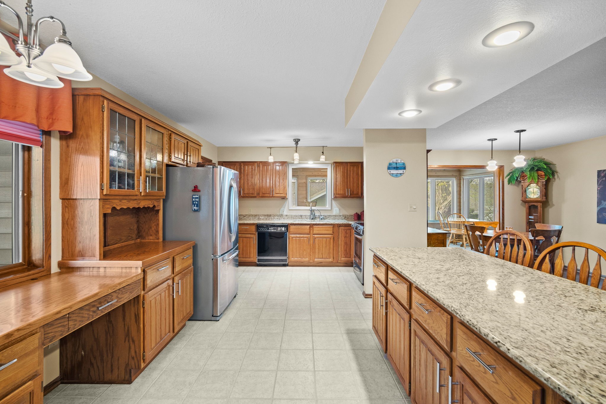 4715 Johnson Point