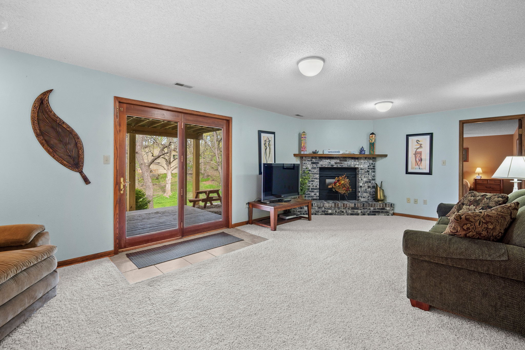 4715 Johnson Point