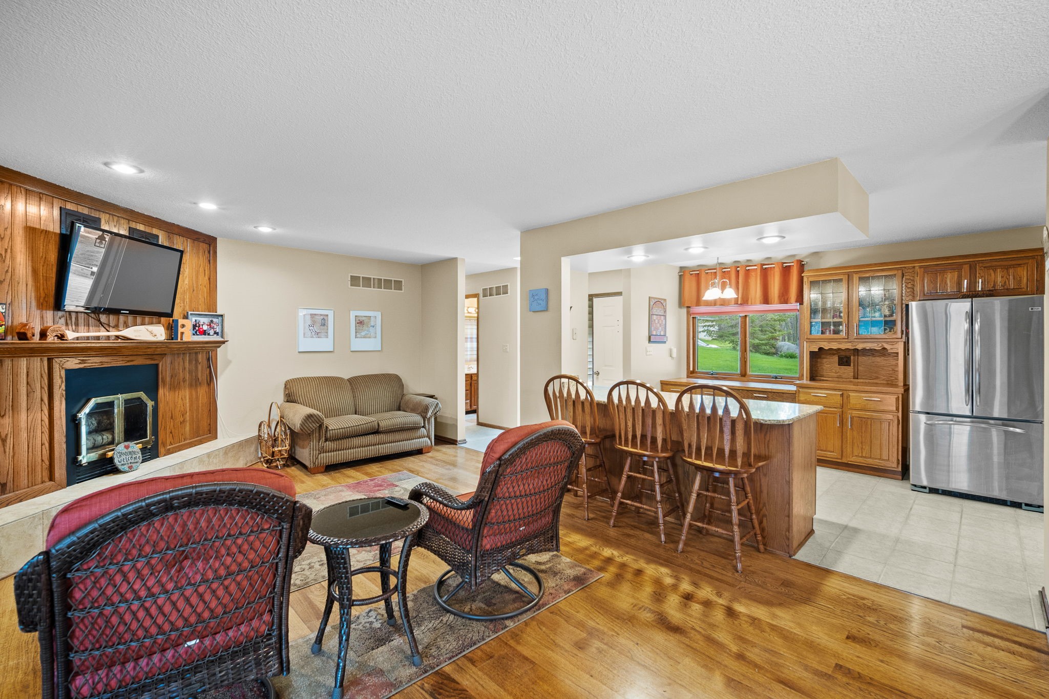 4715 Johnson Point