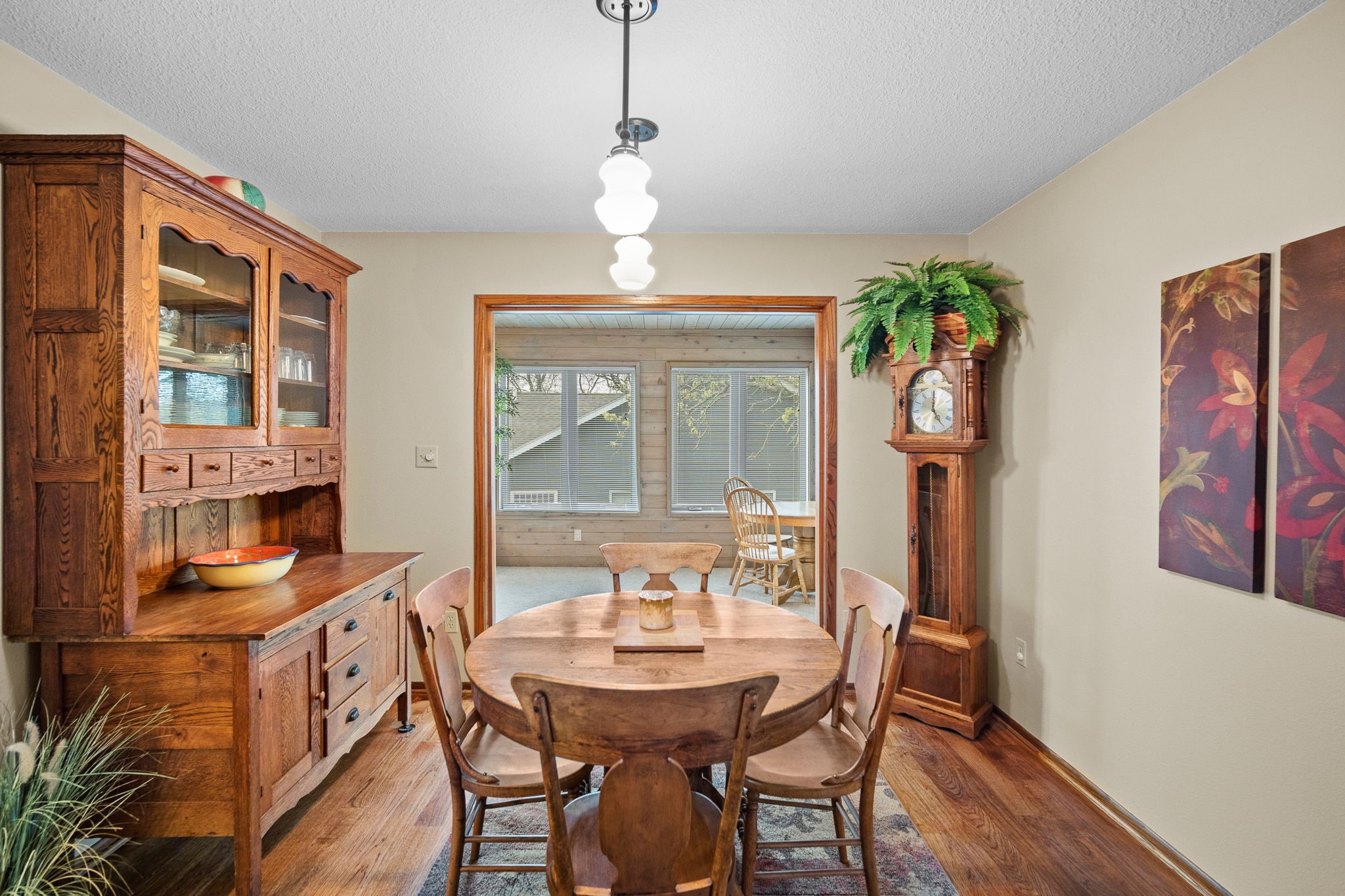 4715 Johnson Point