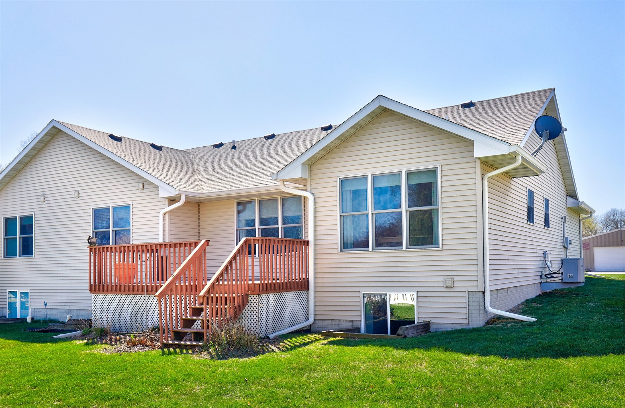 311 North Street W