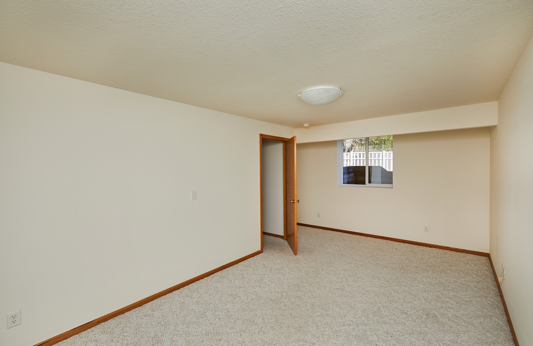311 North Street W