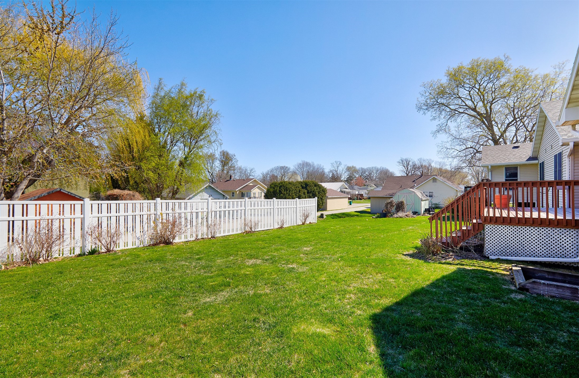311 North Street W