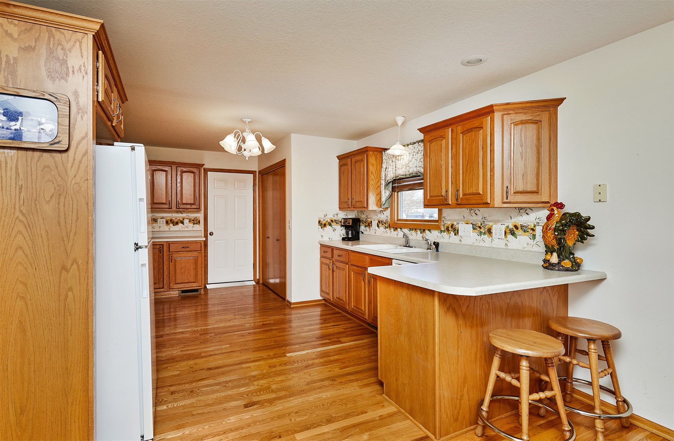 311 North Street W