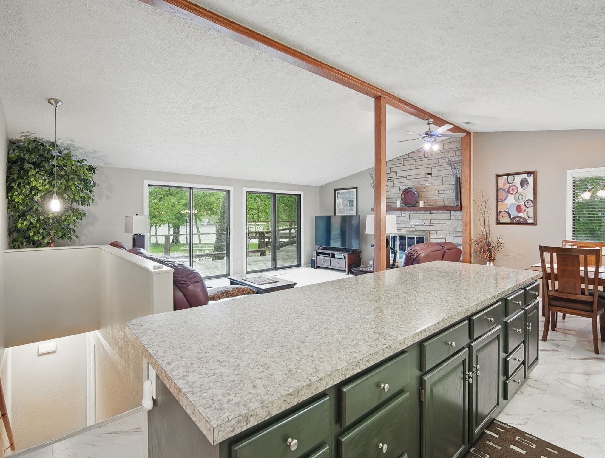 5113 Panorama Drive