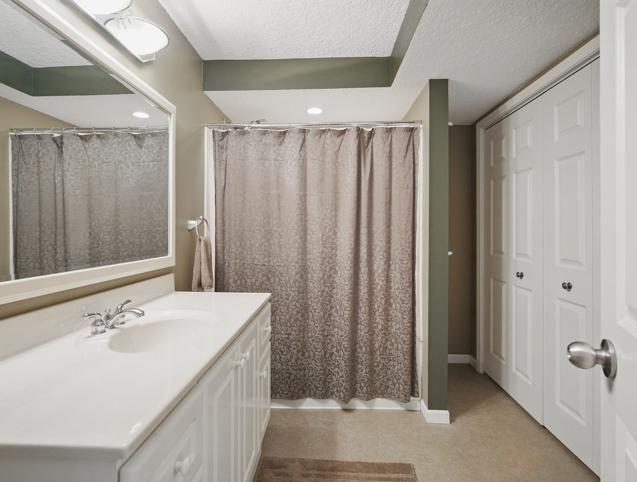 5113 Panorama Drive