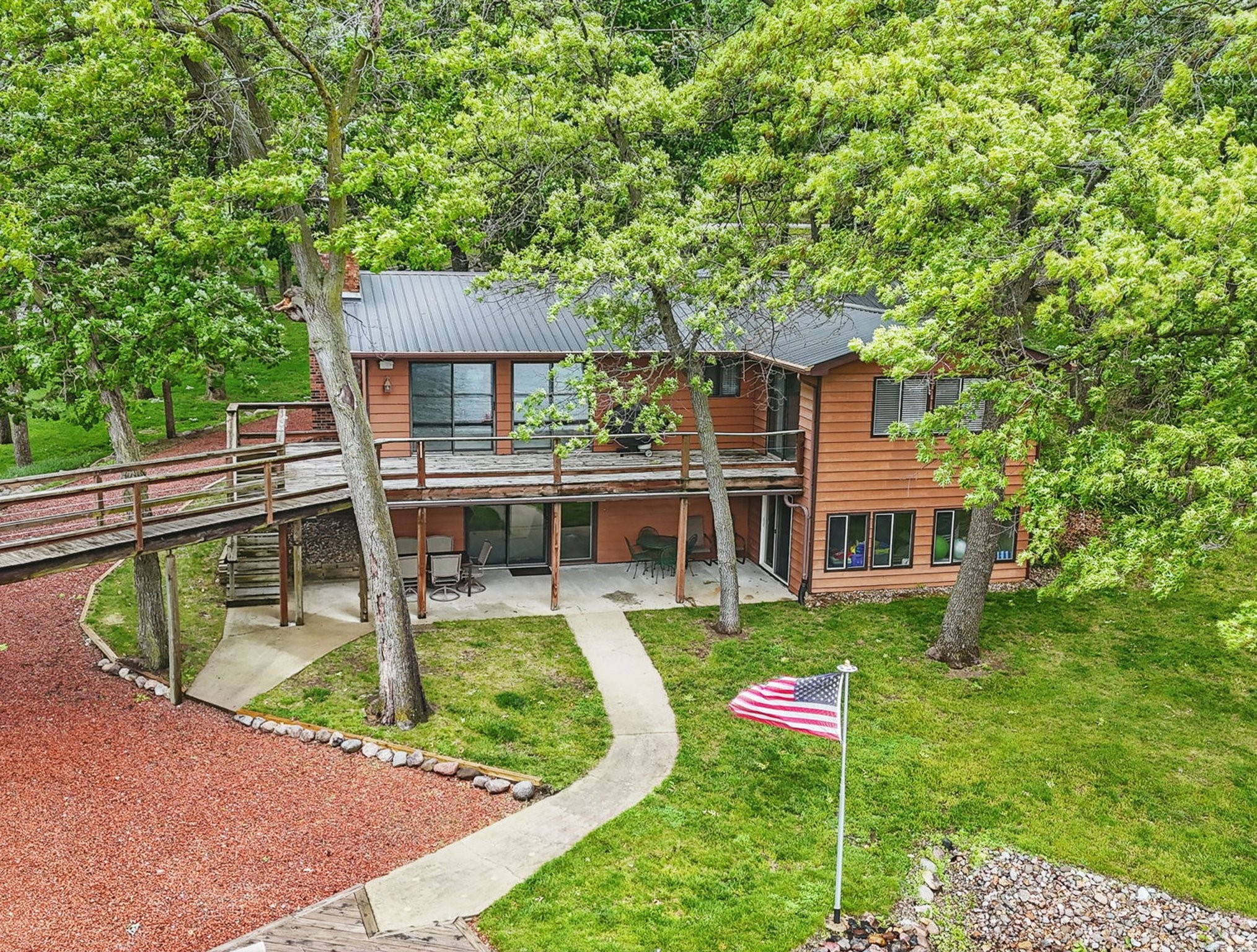 5113 Panorama Drive