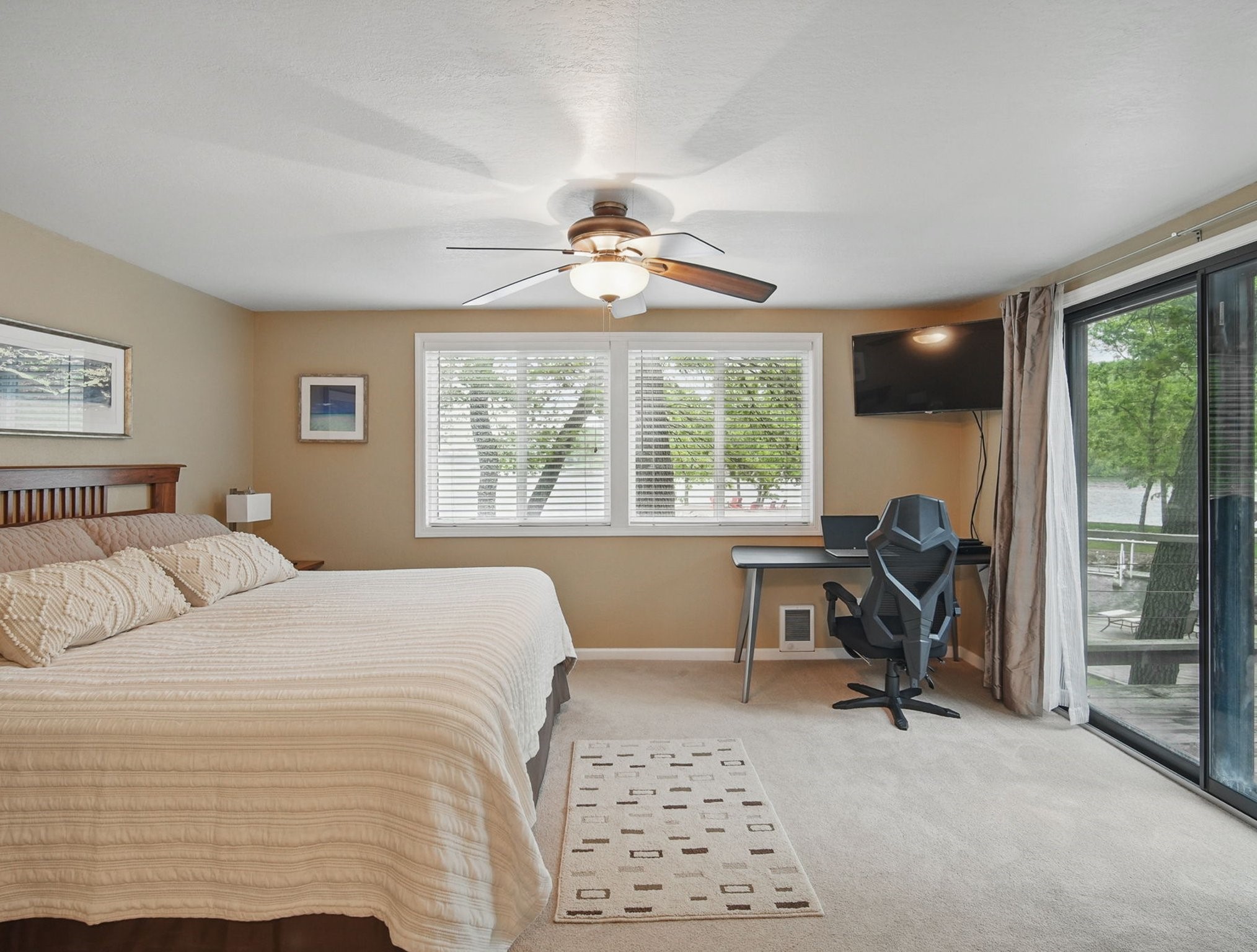 5113 Panorama Drive