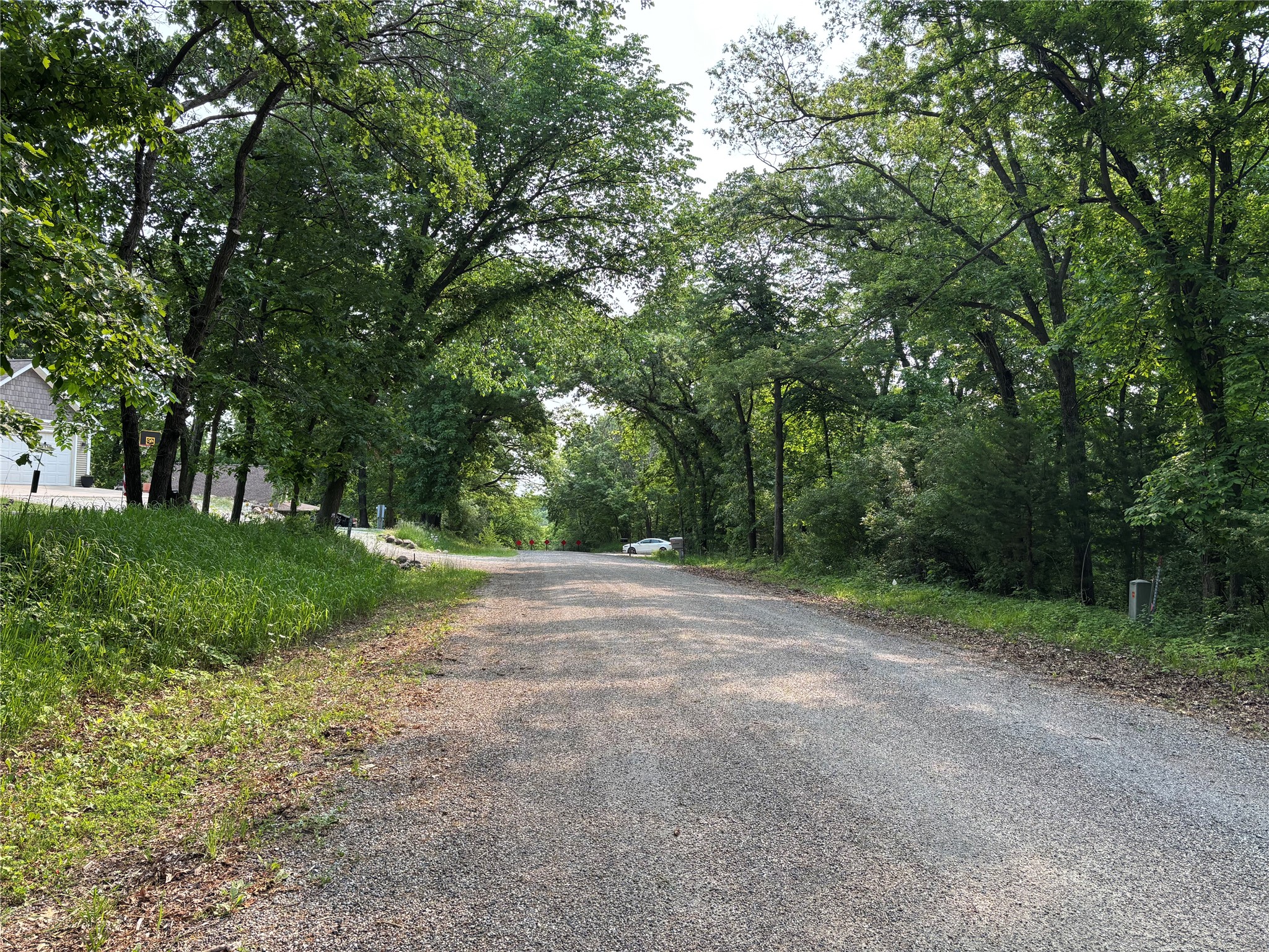 000 Chucks Hill