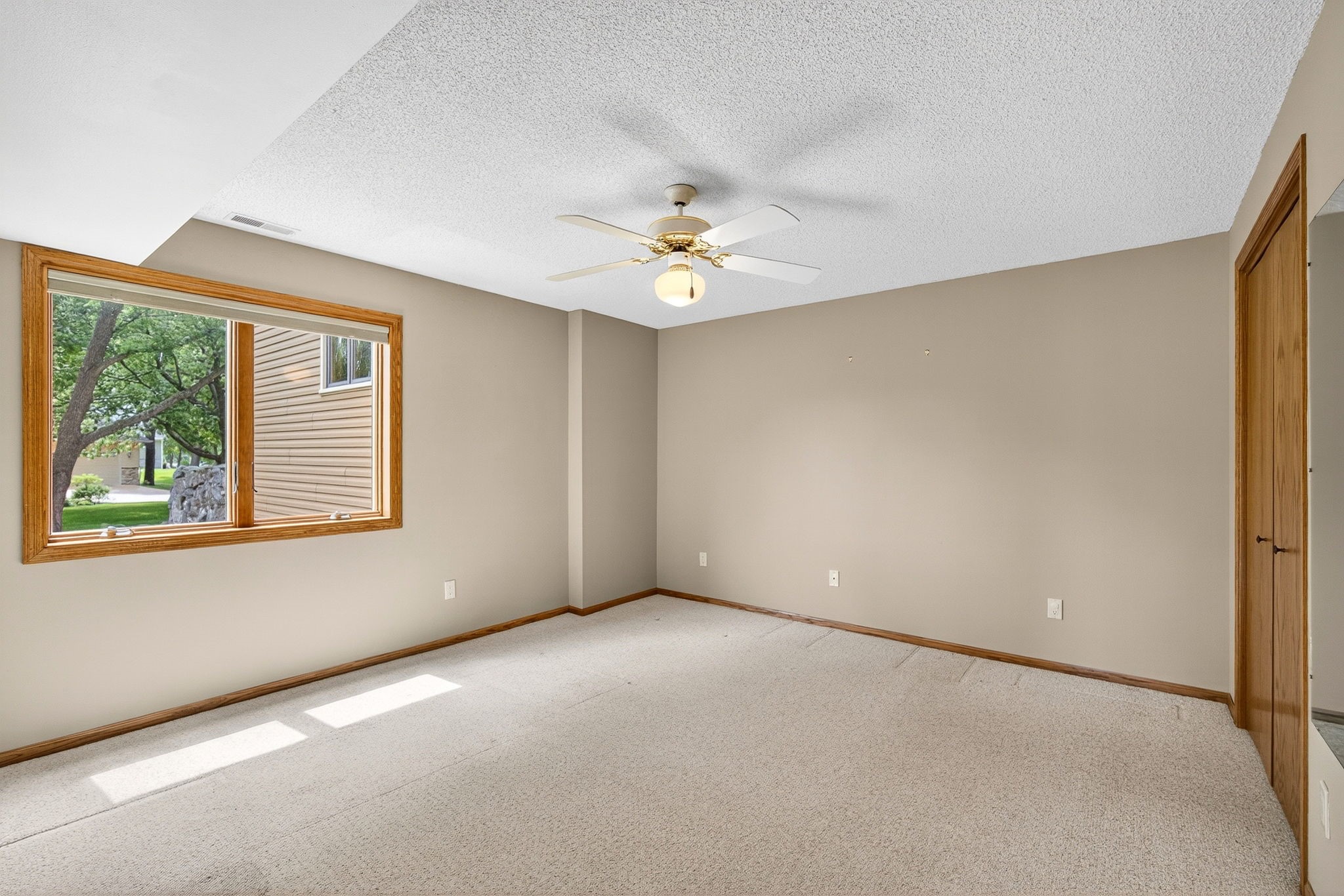 5074 PANORAMA Drive
